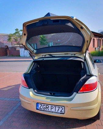 Opel Astra cena 7800 przebieg: 257000, rok produkcji 2004 z Płock małe 154